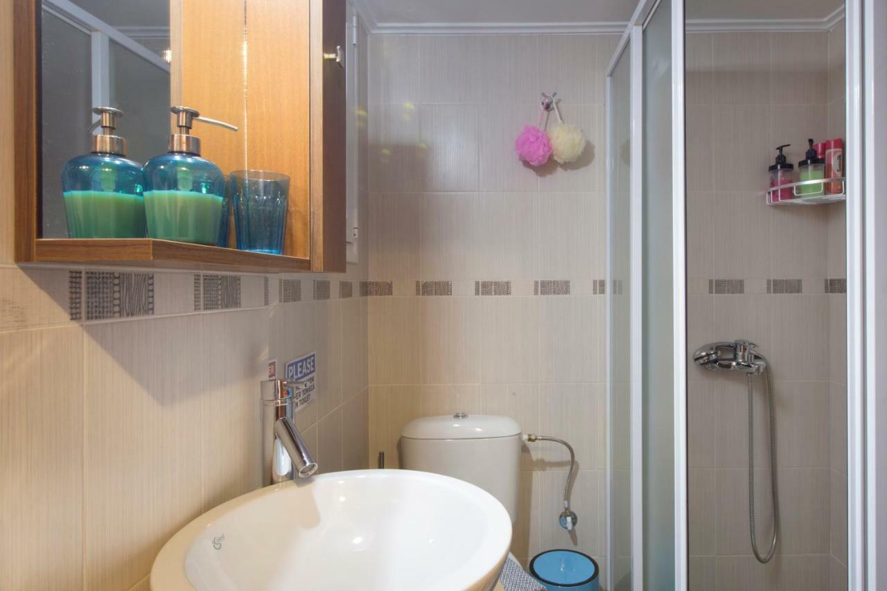 Keramikos Cozy Apartment By Yha เอเธนส์ ภายนอก รูปภาพ